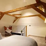 Authentic - De Vergulden Eenhoorn 4*