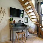 Hotel Authentic - De Vergulden Eenhoorn 4*