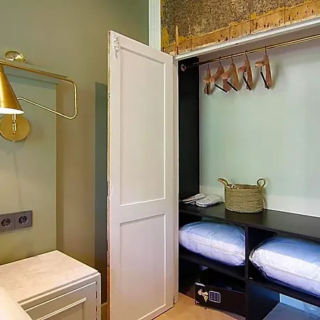 Hotel Authentic - De Vergulden Eenhoorn 4*