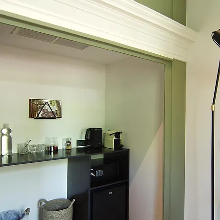 Authentic - De Vergulden Eenhoorn Hotel 4*