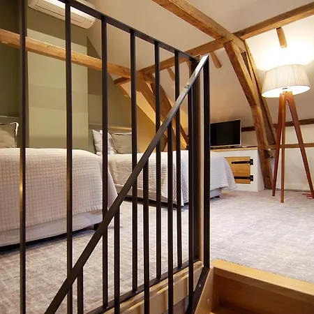 Authentic - De Vergulden Eenhoorn 4*