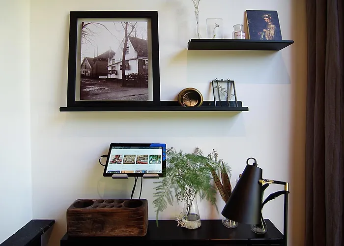 Authentic - De Vergulden Eenhoorn Hotel 4*