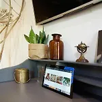 Authentic - De Vergulden Eenhoorn Hotel 4*