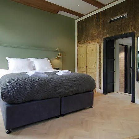 Authentic - De Vergulden Eenhoorn 4*