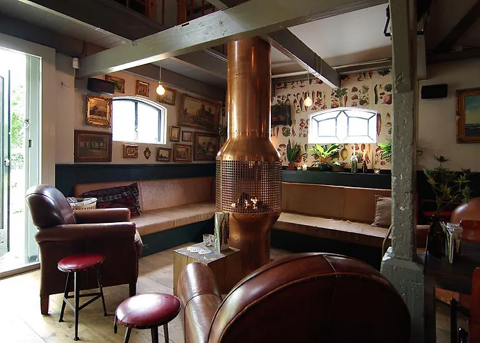 Authentic - De Vergulden Eenhoorn Hotel