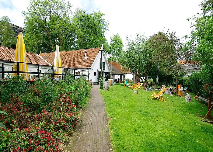 Hotel Authentic - De Vergulden Eenhoorn 4*