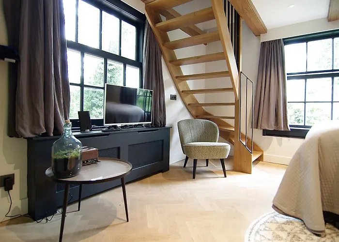 Authentic - De Vergulden Eenhoorn Hotel