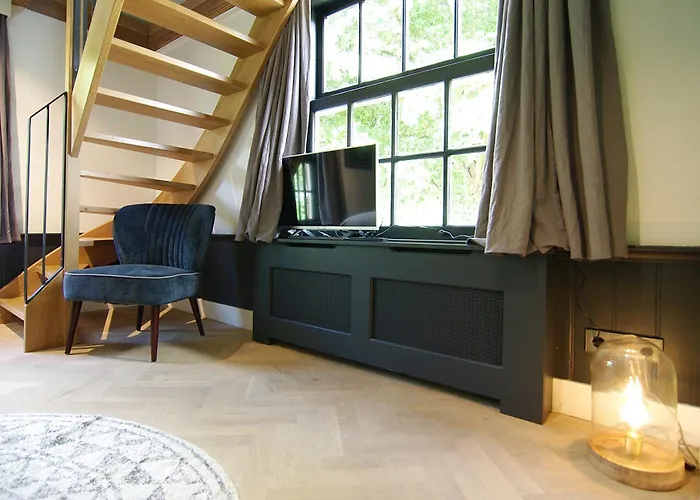 Authentic - De Vergulden Eenhoorn Hotel 4*