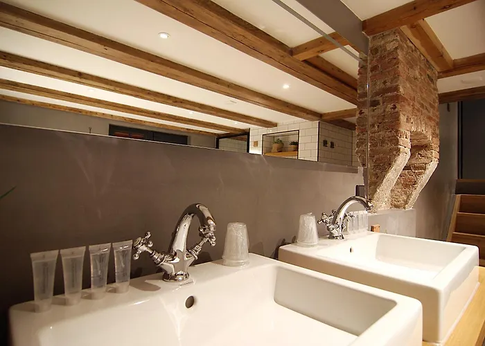 Authentic - De Vergulden Eenhoorn